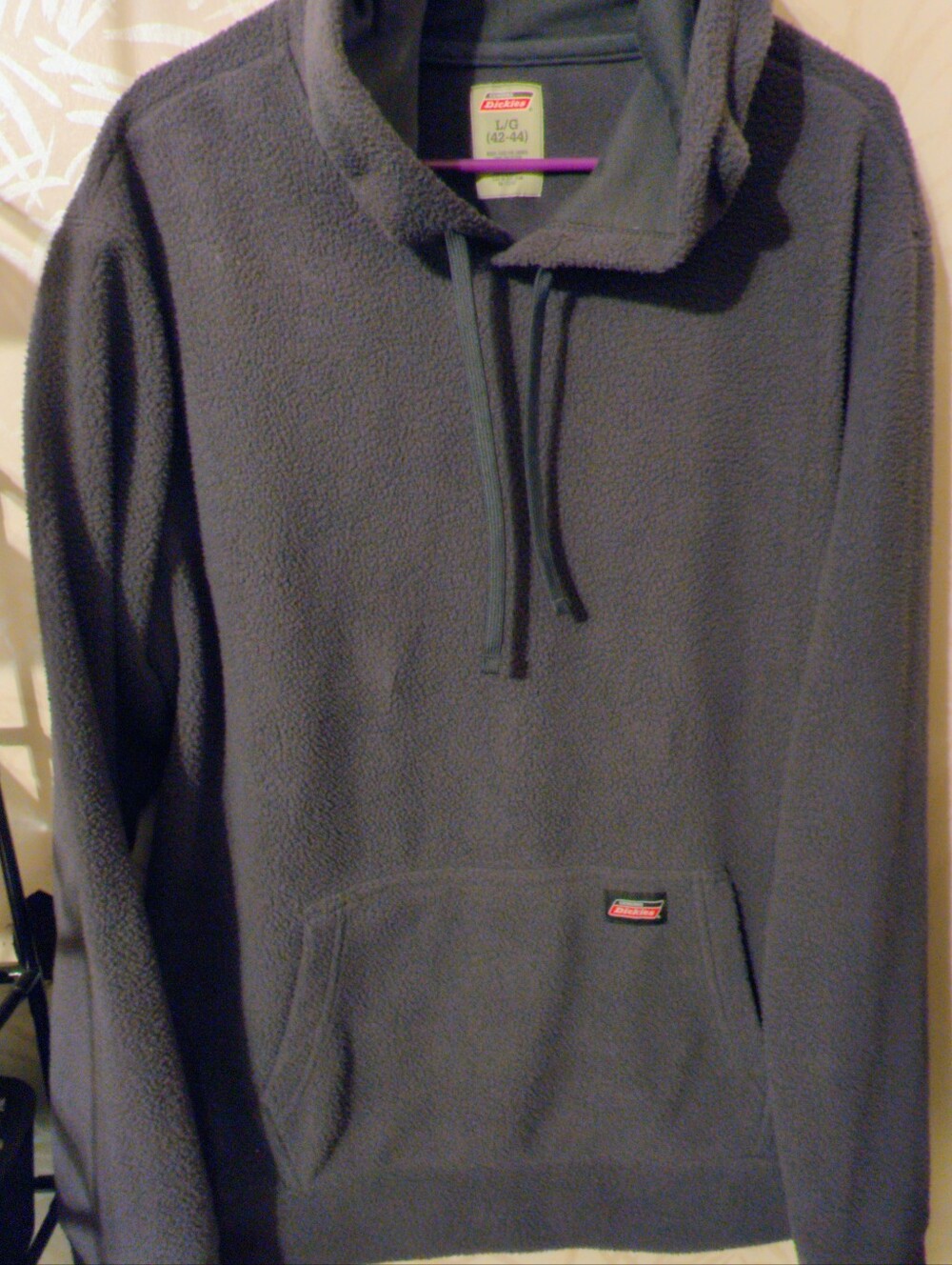 Dickies Men's Dark Gray Fleece Hoodie With Kangaroo Pocket Size Large.